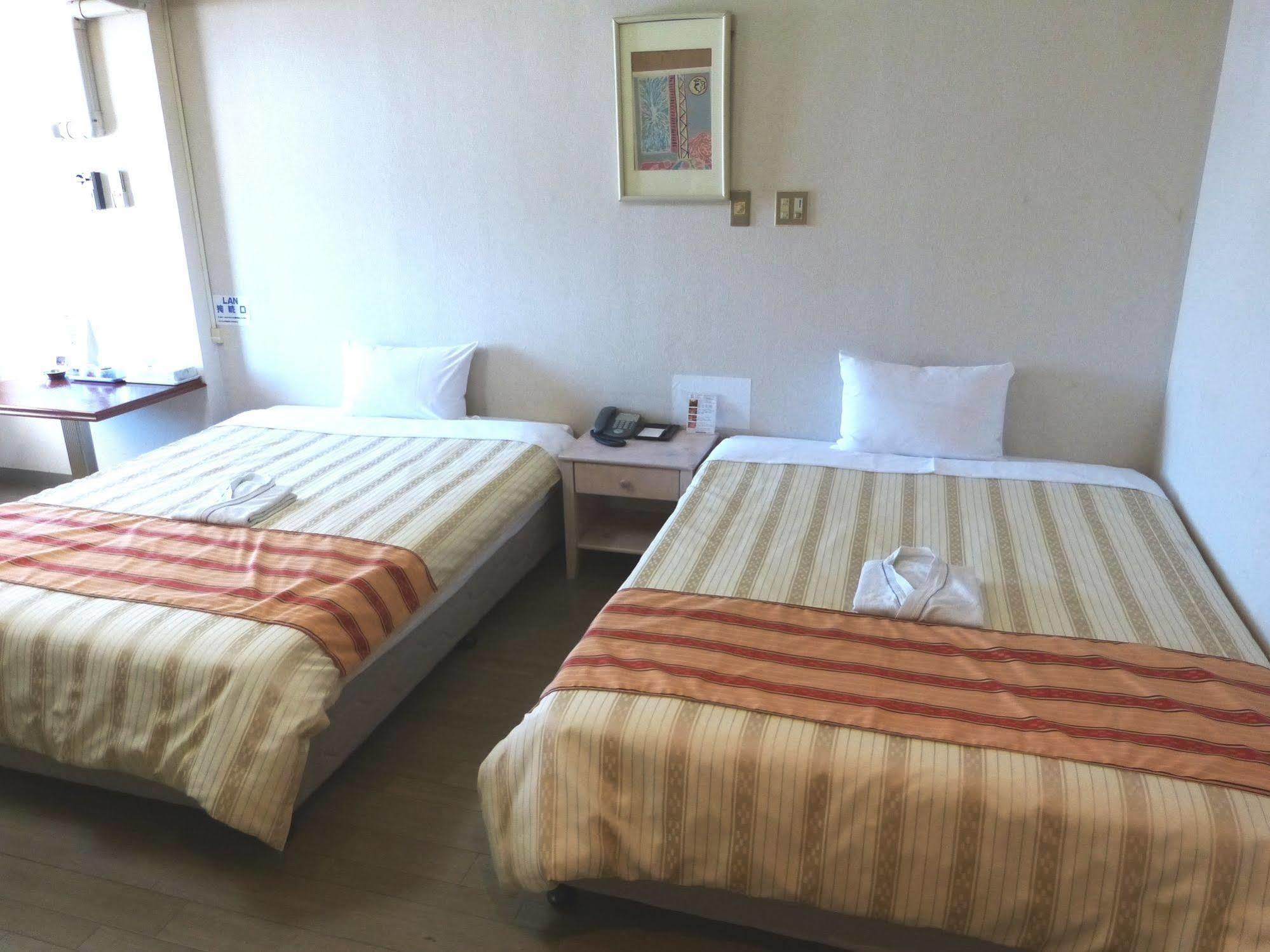 Hotel Peaceisland Naha Eksteriør bilde